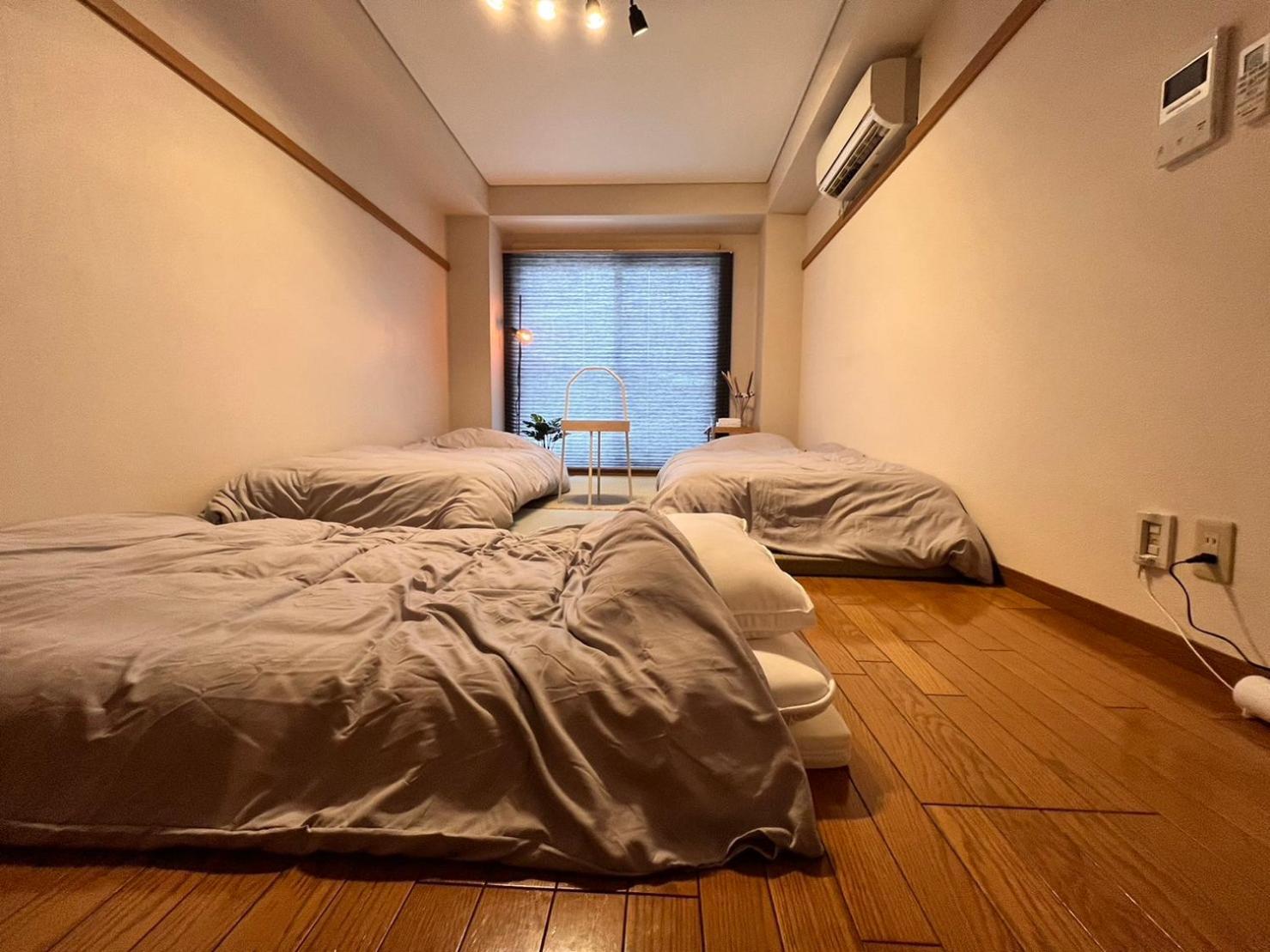 東横のヨコ Lejlighed Okayama Værelse billede